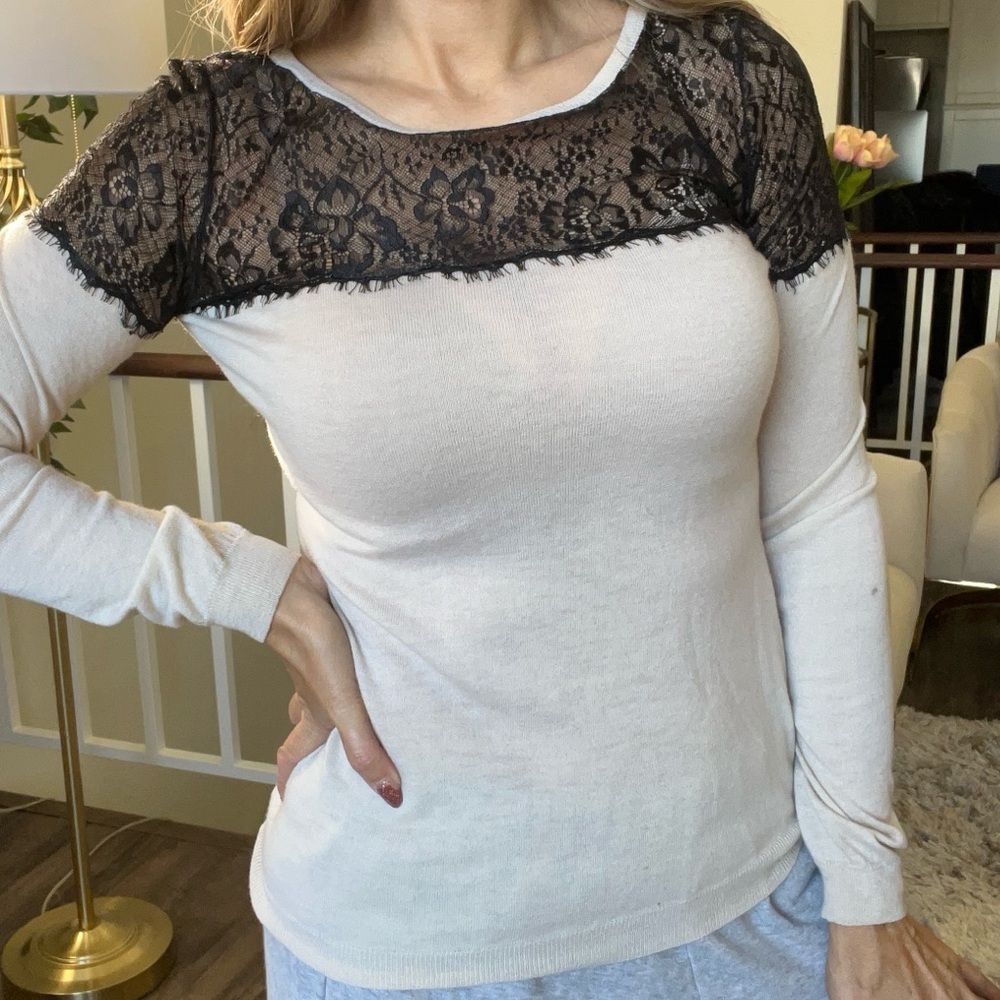 Guess Long Sleeves Round Neck Ivory Black Lace Knit Sweater Top Holiday Party S